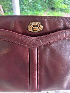 Vintage Etienne Aigner Burgundy Leather Crossbody Shoulder Bag